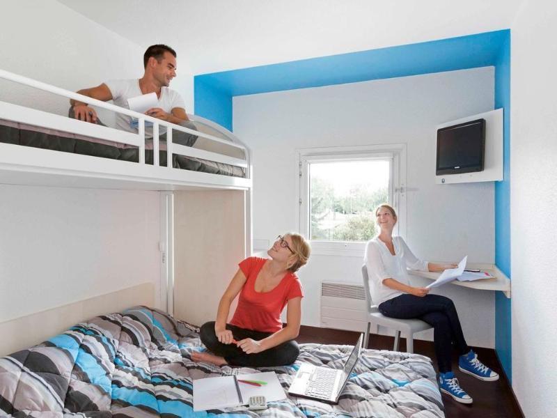Enzo Hotels 1Er Prix Saint-Martin-sur-le-Pre Bagian luar foto